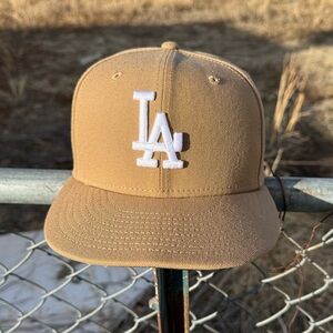 Tan fitted LA Baseball Cap
